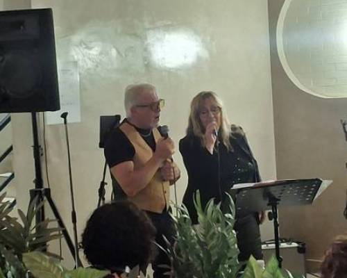 36207 2 NOCHE DE MUSICA EN VIVO