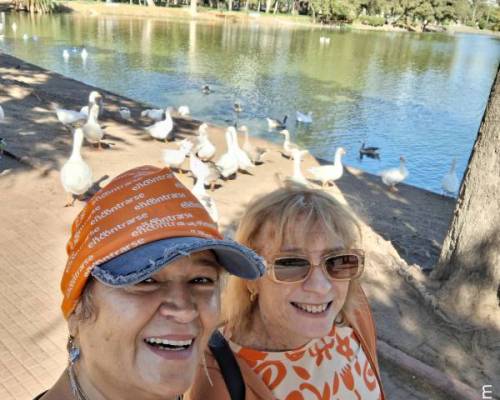 36219 2 Entre Risas y Verde ,,,Caminar, Respirar, Compartir