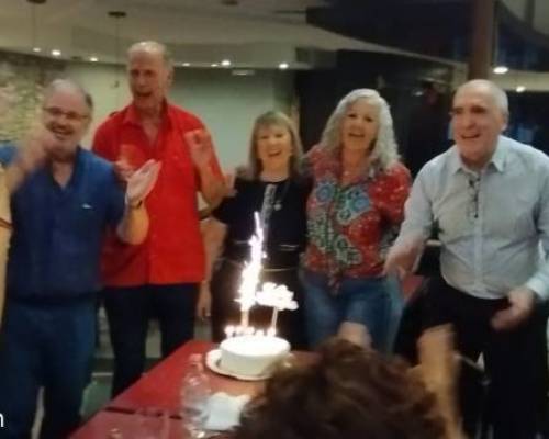 36227 7 NOS VEMOS? Caminamos y Festejamos los cumpleaños de Claudia, Silvia, Enrique, Marcelo y Luis.