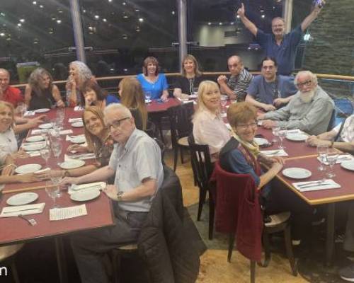 36227 8 NOS VEMOS? Caminamos y Festejamos los cumpleaños de Claudia, Silvia, Enrique, Marcelo y Luis.