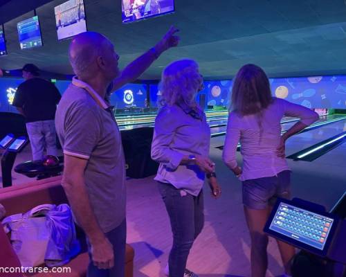 36265 8 BOWLING IV - BOULEVARD SHOPPING ADROGUE - JUGAMOS Y MERENDAMOS