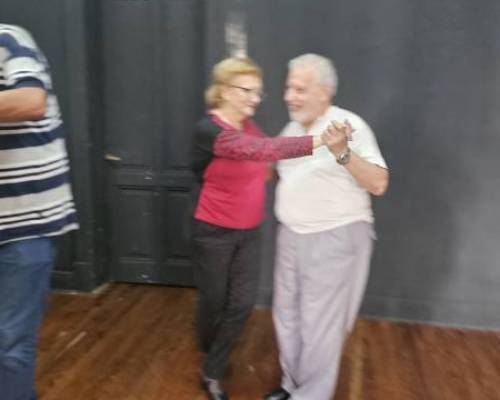 36338 2 CLASES  Y PRACTICAS DE TANGO....