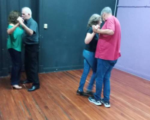 36341 3 CLASES  Y PRACTICAS DE TANGO....