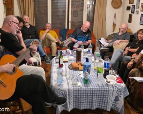 36382 13 GUISO DE LENTEJAS Y GUITARREADA EN LO DE MAJO!!!