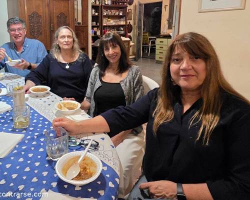 36382 3 GUISO DE LENTEJAS Y GUITARREADA EN LO DE MAJO!!!