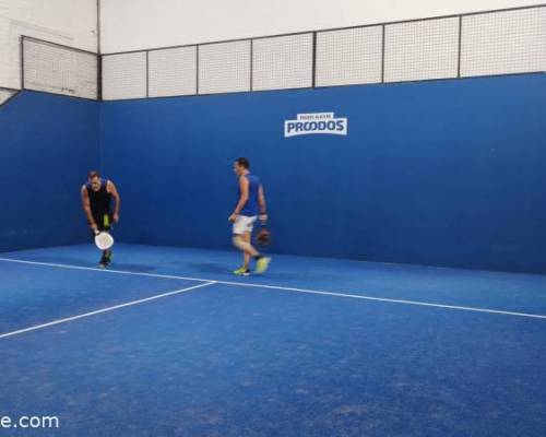 36405 7 ** JUGAMOS AL PADDLE **