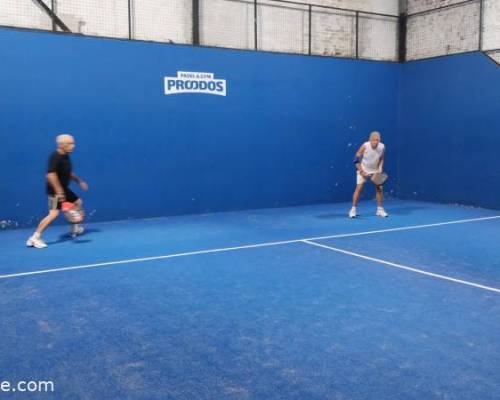 36454 8 ** JUGAMOS AL PADDLE **