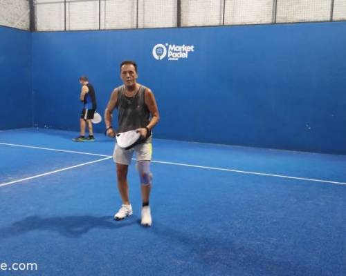 36454 9 ** JUGAMOS AL PADDLE **