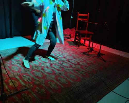 36456 2 CANCIONES Y MUCHO MAS EN LINIERS