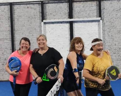 36494 2 ** JUGAMOS AL PADDLE **