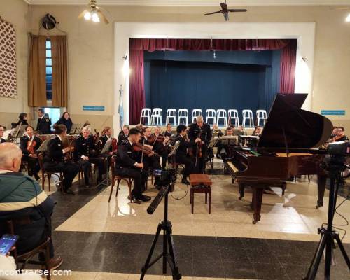 36503 6 BANDA SINFONICA PFA y CORO UNLA