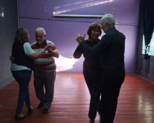 36548 3 CLASES  Y PRACTICAS DE TANGO....