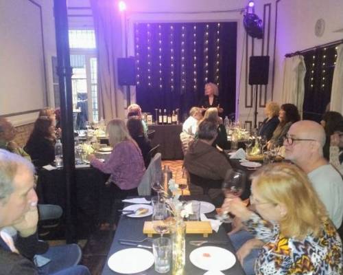 36598 11 VINOS Y SABORES