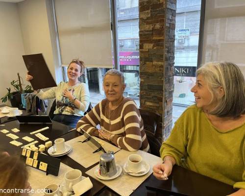 36648 7 RUMMY, MERIENDA Y CHARLA...!!