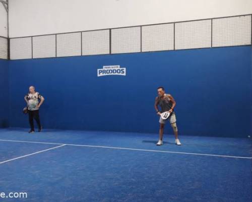 36698 8 ** JUGAMOS AL PADDLE **