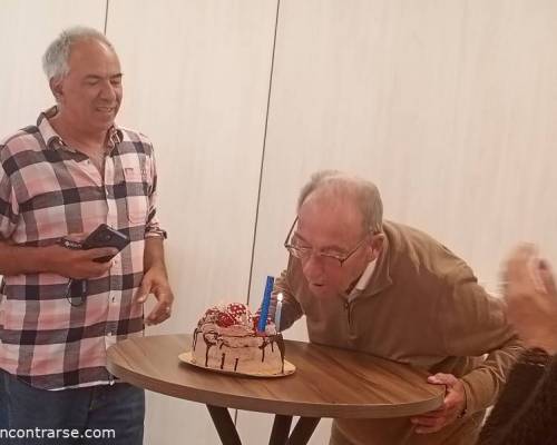 36701 43 FESTEJAMOS EL CUMPLE DE GREGORIO 
