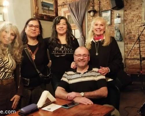 36709 2  NOCHE DE ROCK — UN TRIBUTO A LOS GRANDES