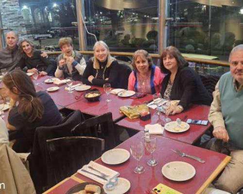 36854 13 NOS VEMOS? Caminamos y festejamos los  cumpleaños de Aída, Adriana, Mery,  Perla y Estela