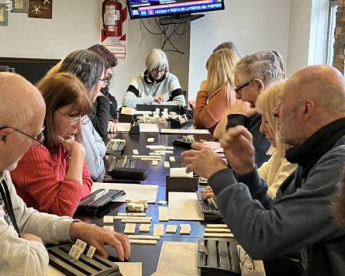 36954 26 RUMMY EN FERIADO XXL...