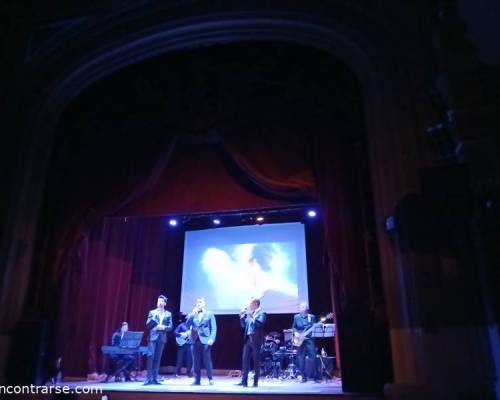 37009 6 Intenors - Un viaje musical al corazón del cine 