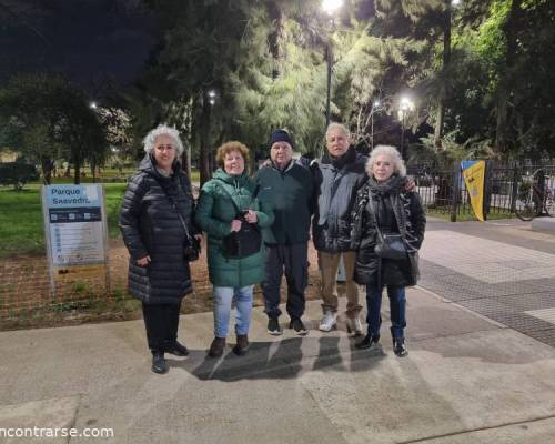 37020 1 Caminamos juntos en Saavedra y festejamos dia del amigo