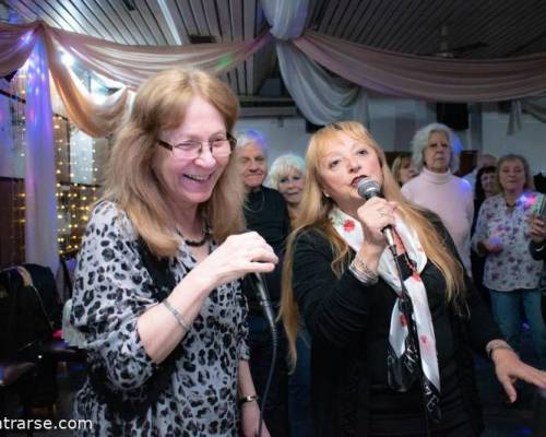 37049 72 FERIADITO CON ALMUERZO , KARAOKE Y BAILE EN FLORESTA !