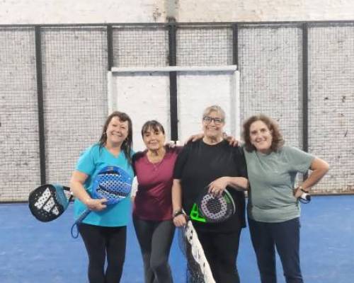 37050 8 ** JUGAMOS AL PADDLE **