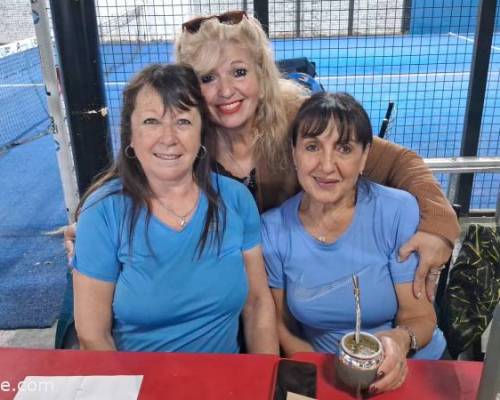 37137 26 ** JUGAMOS AL PADDLE **