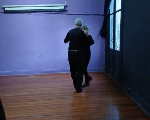 37152 3 CLASES  Y PRACTICAS DE TANGO....
