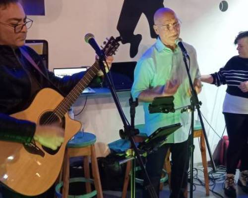 37207 6 Cena con Show Musical