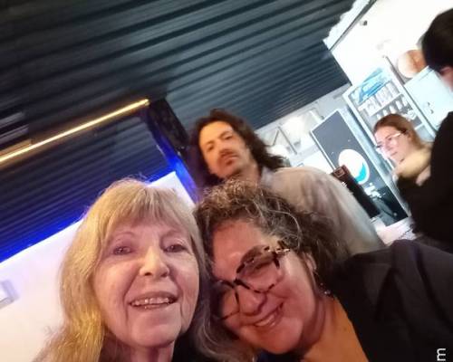 37207 7 Cena con Show Musical