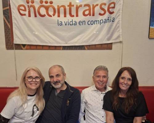 37220 15 VIERNES SE BAILA, NOCHE RETRO: LOS ÉXITOS DE NUESTRA VIDA 