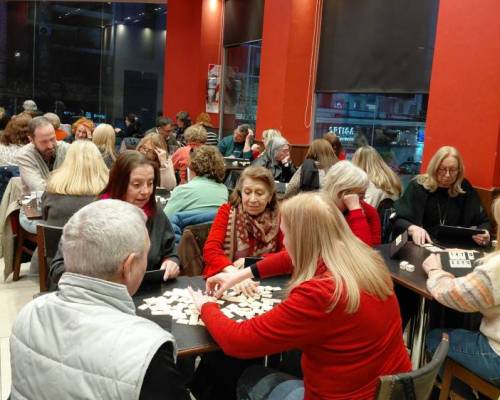 37262 9 Jugamos Rummy en Caballito!!! 