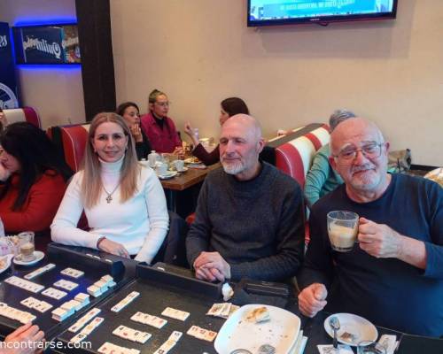 37338 11 RUMMY Y BURAKO EN QUILMES! MERENDAMOS Y CHARLAMOS PARA CONOCERNOS 