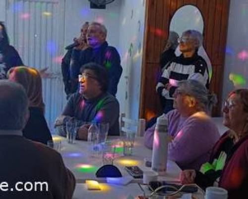 37357 2 KARAOKE Y BAILE  en PALOMAR 