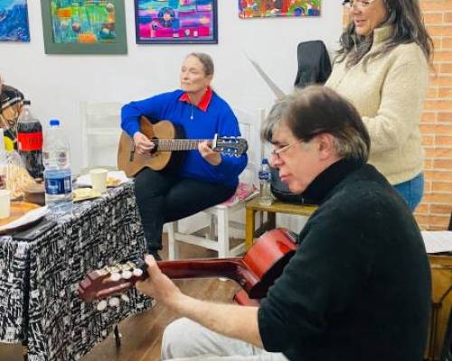 37395 2 “¡DOMINGO DE MERIENDA, MÚSICA Y FESTEJO!”.