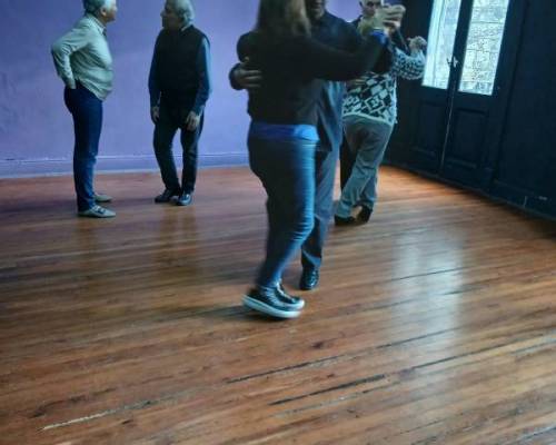 37410 9 CLASES  Y PRACTICAS DE TANGO....