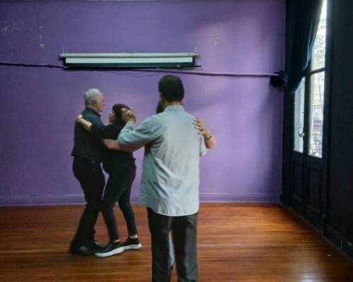 37412 10 CLASES  Y PRACTICAS DE TANGO....