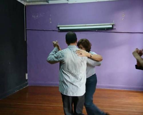 37412 12 CLASES  Y PRACTICAS DE TANGO....