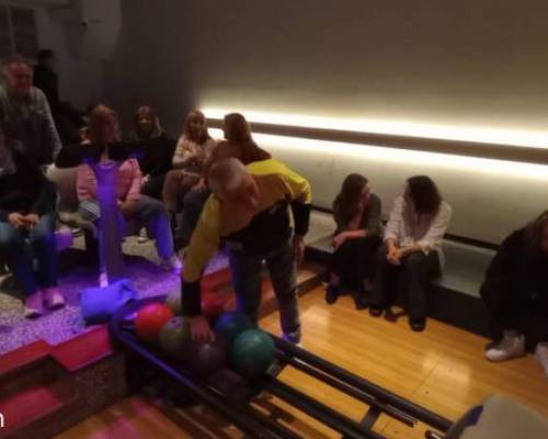 37495 8 POR OTRA SALIDA DE  BOWLING, VOLVEMOS A PALOKO !!!
