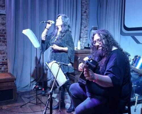 37517 5  TANGO, MILONGAS Y VALS para disfrutar la primavera