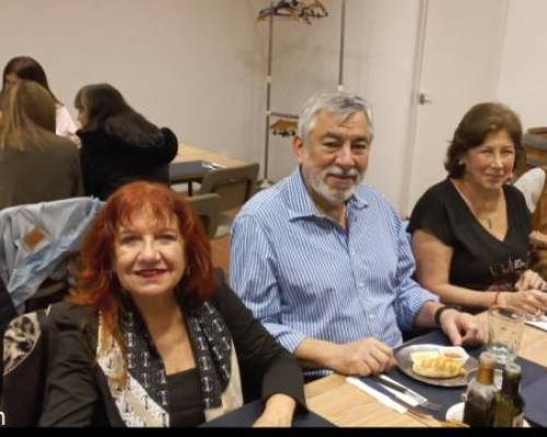 37523 11  UNA CENA ,UN NUEVO ENCUENTRO en 
 Villa del Parque