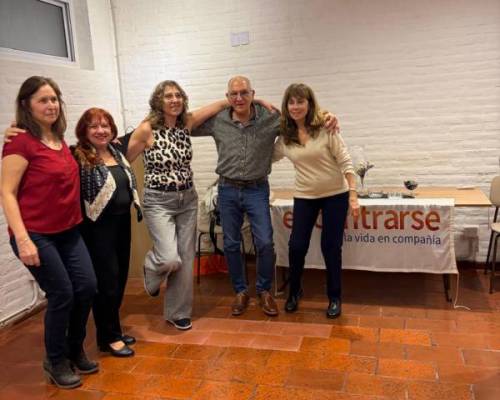 37523 3  UNA CENA ,UN NUEVO ENCUENTRO en 
 Villa del Parque