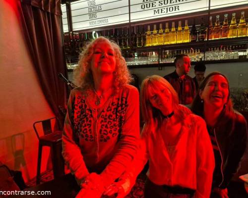 37573 32 NOCHE DE PIANO BAR