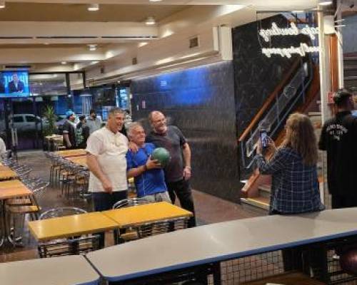 37580 7  BOWLING EN PATERNAL