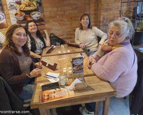 37617 9 JUGAMOS RUMMY EN CASTELAR