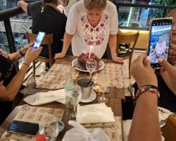 “ Vamos al BOWLING el Viernes?,....tengo ganas de jugar....