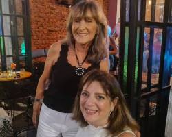 COMBO FESTEJO: picada, pizza, show, baile y tortas con la mejor compañía.