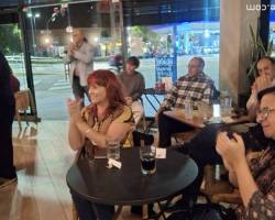 NOCHE DE MUSICA EN VIVO