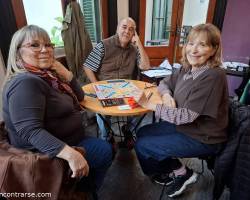 EN OTOÑO NOS JUNTAMOS PARA MERENDAR Y JUGAR